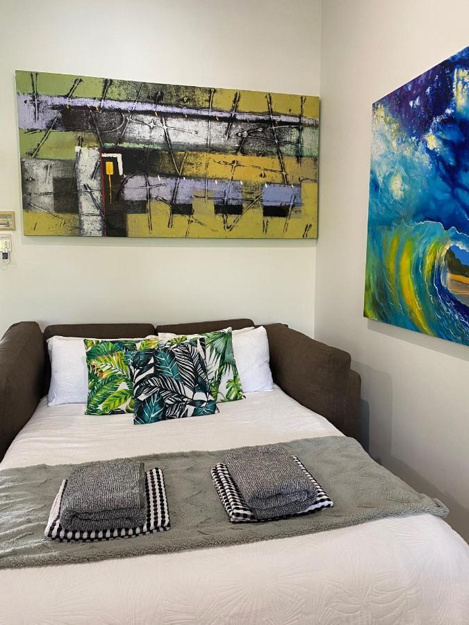 Luxury Top Floor Sunset Villa Noosaville Luaran gambar