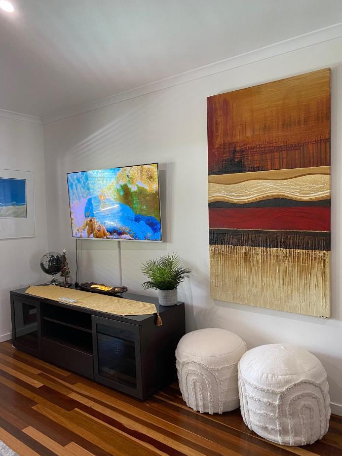 Luxury Top Floor Sunset Villa Noosaville Luaran gambar